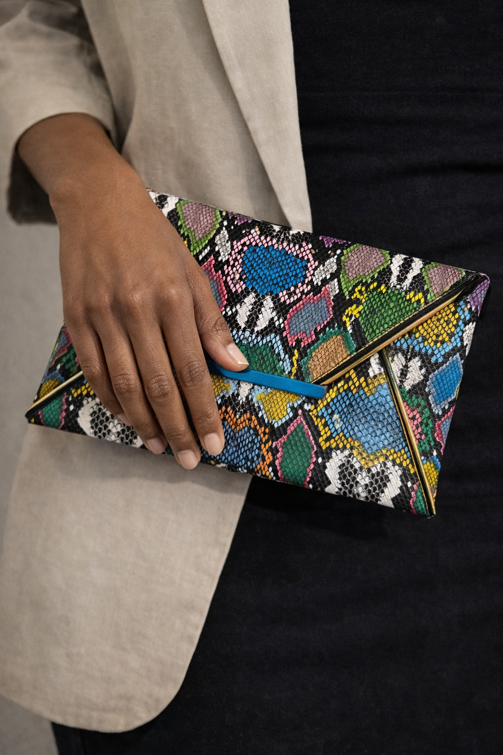 Multi-color Clutch